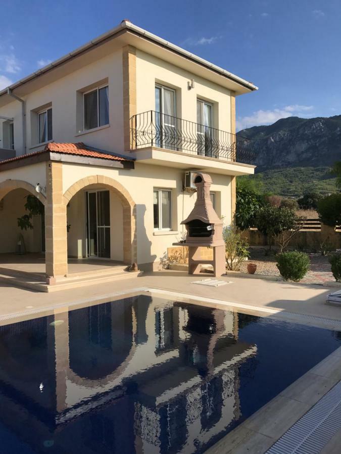 Casa Santos Kyrenia Villa Kyrenia  Exterior photo